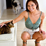 First pic of Zoe shows off her kitty for the FTV Girls crew.