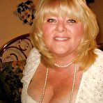Third pic of More bbw mature milf granny cleavage (non nude) - 17 Pics - xHamster.com