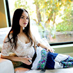 First pic of XXX Asian beauty Li Moon shows off her delectable body in front of the camera.xena met art 19