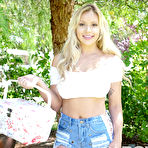 First pic of Kylie Page Big Tits Picnic POVD / Hotty Stop