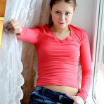 Second pic of Liza H in Jeans