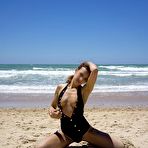 Second pic of Nude Beach Dreams. #1 Beach Porn Site! Real Swingers, Nudists, Voyeur.