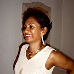 Fourth pic of SeXXXy ebony MILF - 24 Pics - xHamster.com