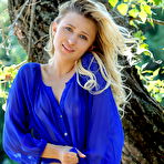 Fourth pic of Lisa Dawn in Gotani