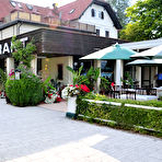 Second pic of Nude in Public - Public Nudity - Naked In Public - Outdoor - Exhibtionism - Flashing - NIP-Activity.com