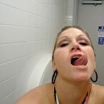 Fourth pic of Kinky Florida Milf Public Flashing And Peeing