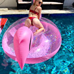Fourth pic of Paris White Fun in the Pool