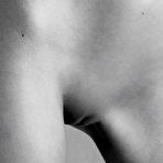 Fourth pic of Emily Ratajkowski Complete Nude Photo Shoot For Treats #3