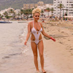 First pic of Beth Morgan Moody Real Bikini Girls / Hotty Stop