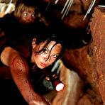 Second pic of The Descent (2005) - Saskia Mulder as Rebecca - IMDb