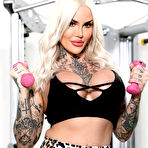 First pic of Transsexual Fitness, S4