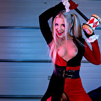 Second pic of Lola Myluv Harley Quinn VR Cosplay X - Cherry Nudes