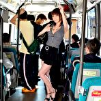 First pic of JAV Idol Erena Mizuhara, Endressly in Heat Feamle Bus Chikan Groping 水原えれな 無差別に男を狩る逆痴漢女