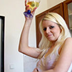 Second pic of Vipissy.com - Denisa at Home