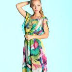 First pic of Ellison G exposing her nice tits and shaved pussy