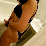 Second pic of Indian caught in bathroom - 10 Pics | xHamster