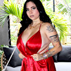 First pic of Kim Velez Curvy Exotic Babe