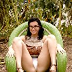 First pic of Zishy Sidney Alexis upskirt