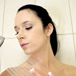 Third pic of Gwen Gwen in the shower in pantyhose - then nude