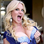 Fourth pic of Kelly Madison Get to know Kelly