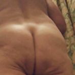 Fourth pic of Grandma showing pussy - AmateurPorn