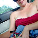 Second pic of Irish Milf Playing In The Car