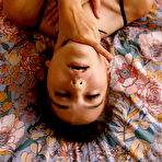 Fourth pic of Dubsie Lubed Leggy Girl