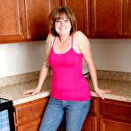 First pic of Kinky Florida Amateur Milf Summer Stripping In The Kitchen