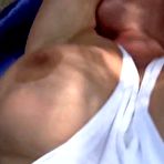 Fourth pic of Derbe Fremder Typ spritzt mir beim Joggen rein - AmateurPorn