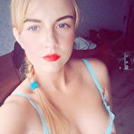 Fourth pic of A couple of selfies before the beach - 12 Pics | xHamster
