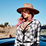 First pic of Chantal Danielle in the Desert