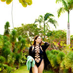 Second pic of Lola Johnson Tropical Beach By Superbe Models at ErosBerry.com - the best Erotica online