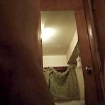 Second pic of Granny caught naked in bathroom - AmateurPorn