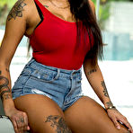 First pic of Zoey Sinn Busty Inked Up Model