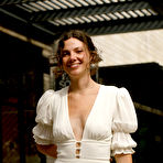 Fourth pic of Zeta BB Sexy Brunette