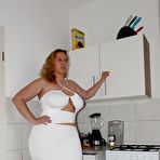 First pic of Thick German MILF Kathy D. has a big ass and tits she uses to seduce the handyman into sex at home - Mature.nl
