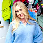 First pic of Sarah Taylor - Shoplyfter Mylf | BabeSource.com
