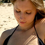 Fourth pic of Julie Bernal Dirty Beach Great Gf Zishy - Hot Girls And Naked Babes at HottyStop.com