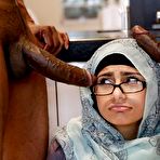 Fourth pic of Mia Khalifa Hijab Sex | MiaKhalifa