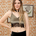 First pic of Rosie D Tall Busty Model in Pantyhose