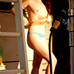 Second pic of Slender MILF Annabelle Lee dresses hairy vagina after nude modelling gig