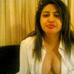 First pic of Indian plumper shows her big natural tits while wearing glasses