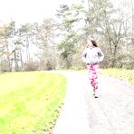 First pic of Solo girl Valentina Ross pulls down her leggings to take a pee on a rural road