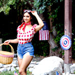 First pic of Hailey Rose in Red White And Screw at Team Skeet - Prime Curves