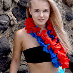 First pic of Emma K in Aloha