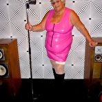 First pic of Overweight UK nan Grandma Libby steps up to the microphone before getting nude