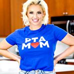 First pic of Charli Phoenix, Jade Greene - Mom Swap | BabeSource.com