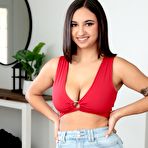 First pic of Hailey Rose Does Stepsis Shave Her Pussy - My Big Tits Babes