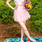 First pic of Silky - Showy Beauty | BabeSource.com