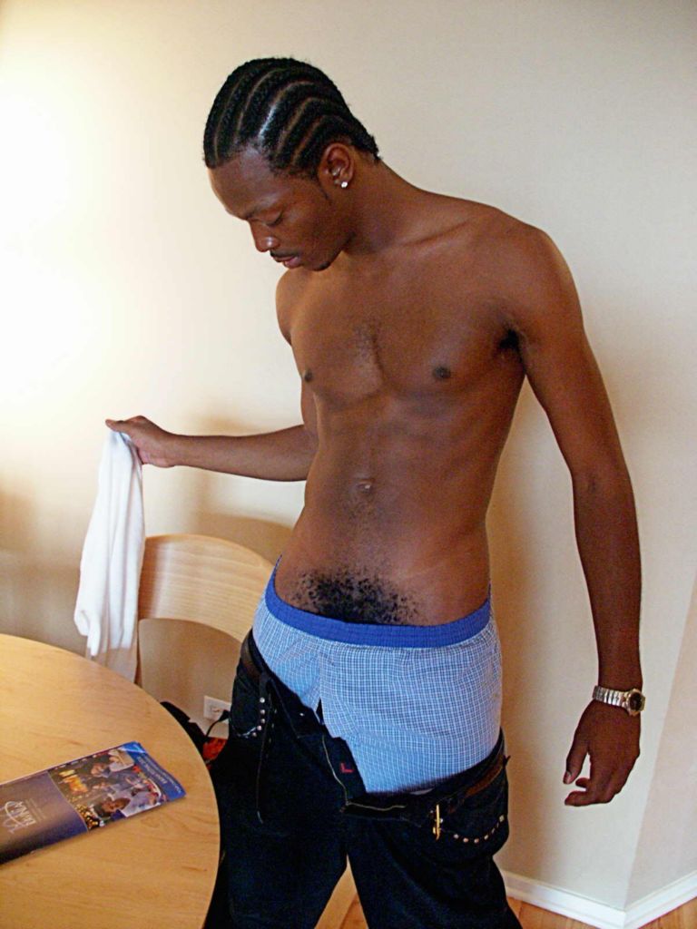 Ebony Gay Cock Tease nude pics, porn galleries at JustPicsPlease.com